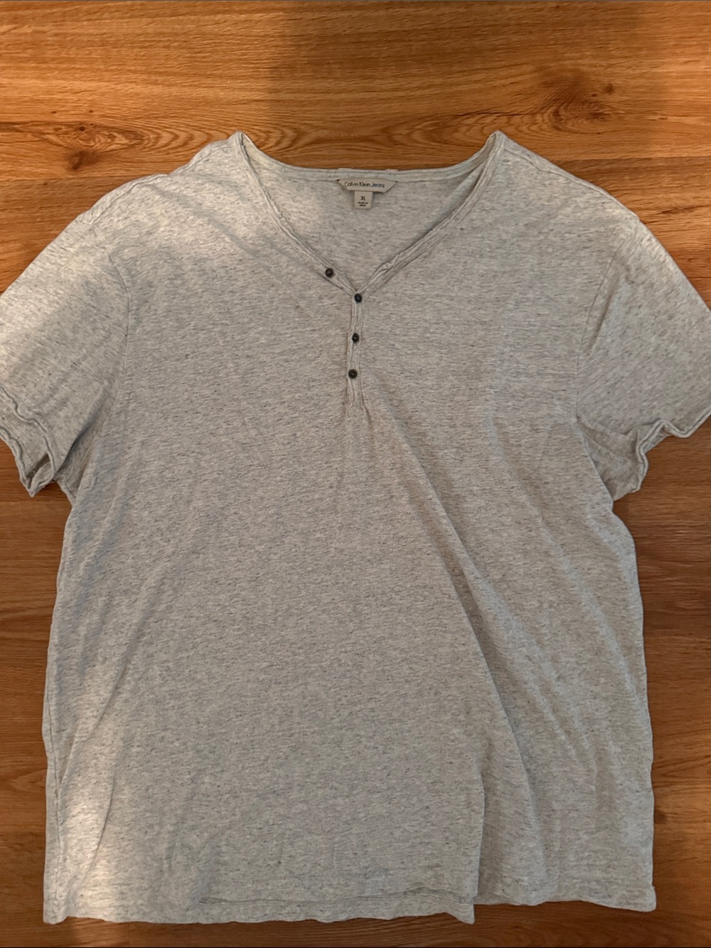 Calvin Klein Jeans Light Gray Short-Sleeve Henley Tee